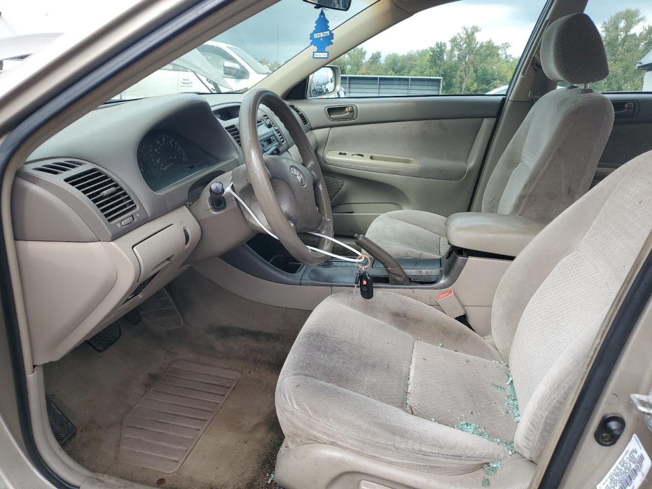 2003 TOYOTA CAMRY LE photo 7