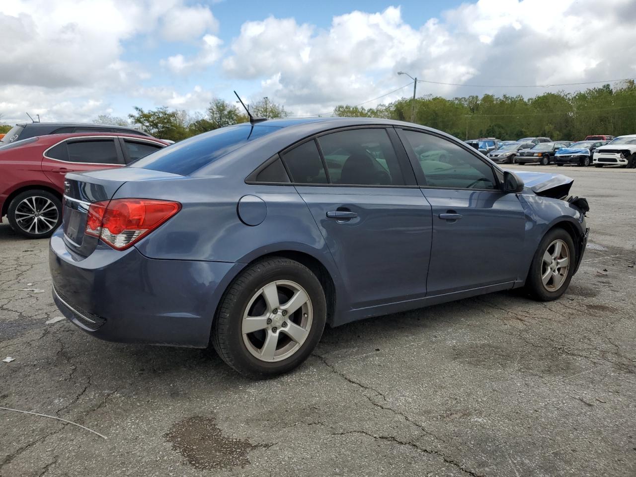 2013 CHEVROLET CRUZE LS photo 3
