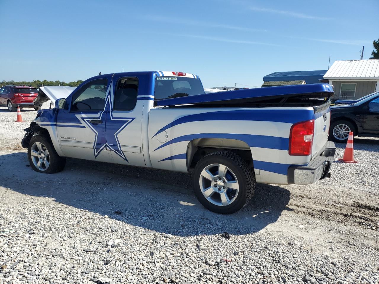 2010 CHEVROLET SILVERADO C1500 LS photo 3