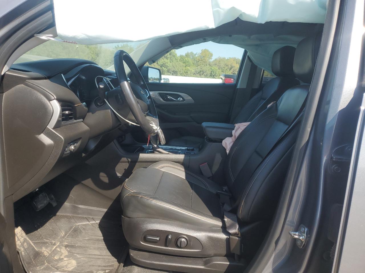 2019 CHEVROLET TRAVERSE LT photo 7