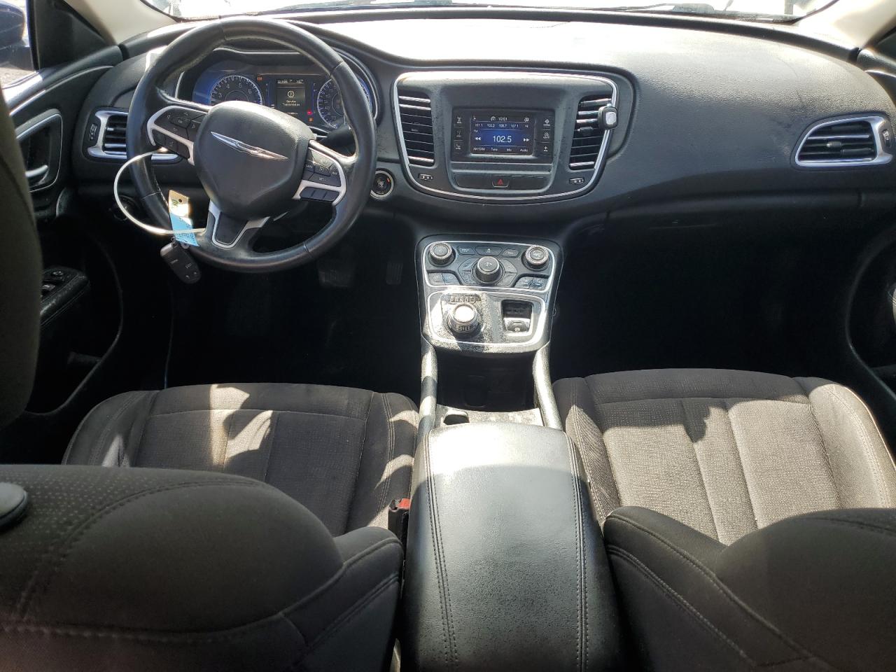 2015 CHRYSLER 200 LIMITED photo 8