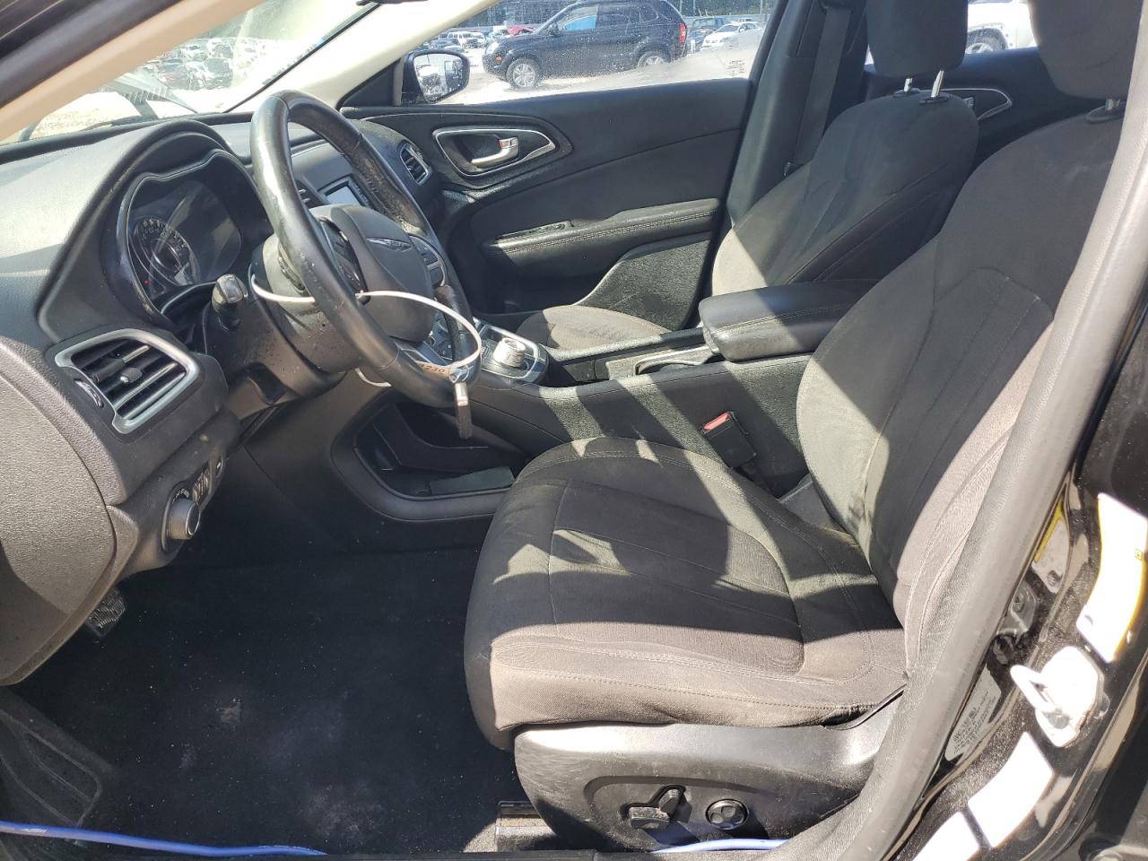 2015 CHRYSLER 200 LIMITED photo 7