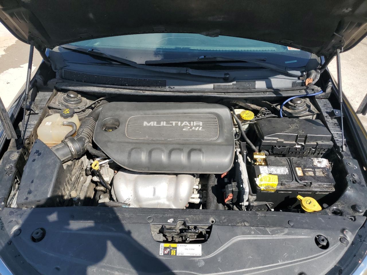 2015 CHRYSLER 200 LIMITED photo 11