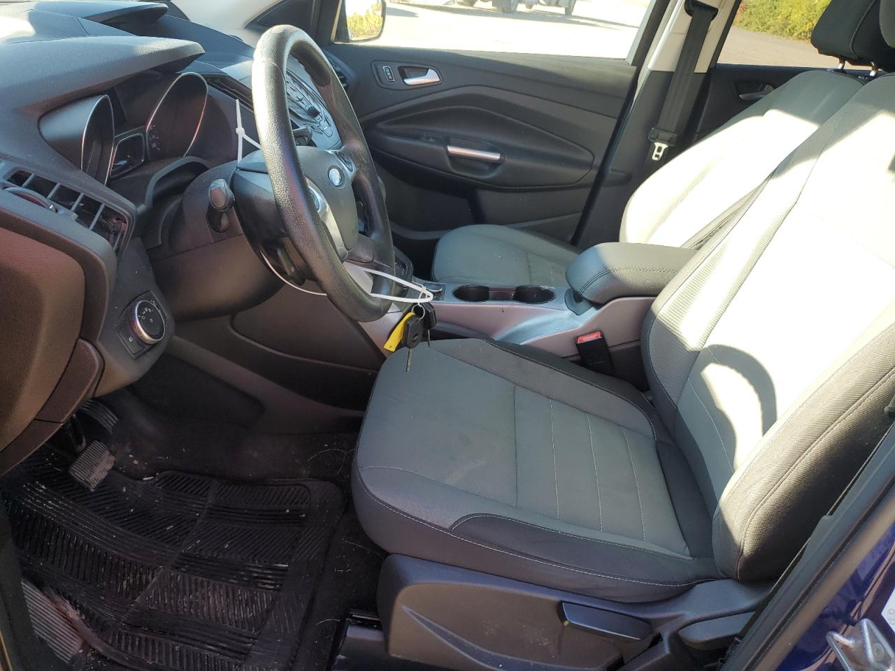2016 FORD ESCAPE photo 7