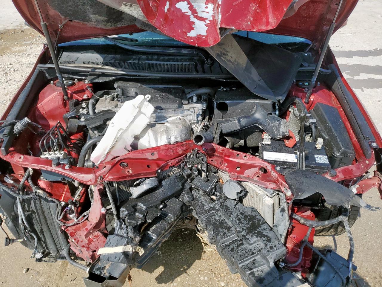 2016 TOYOTA CAMRY SE photo 21