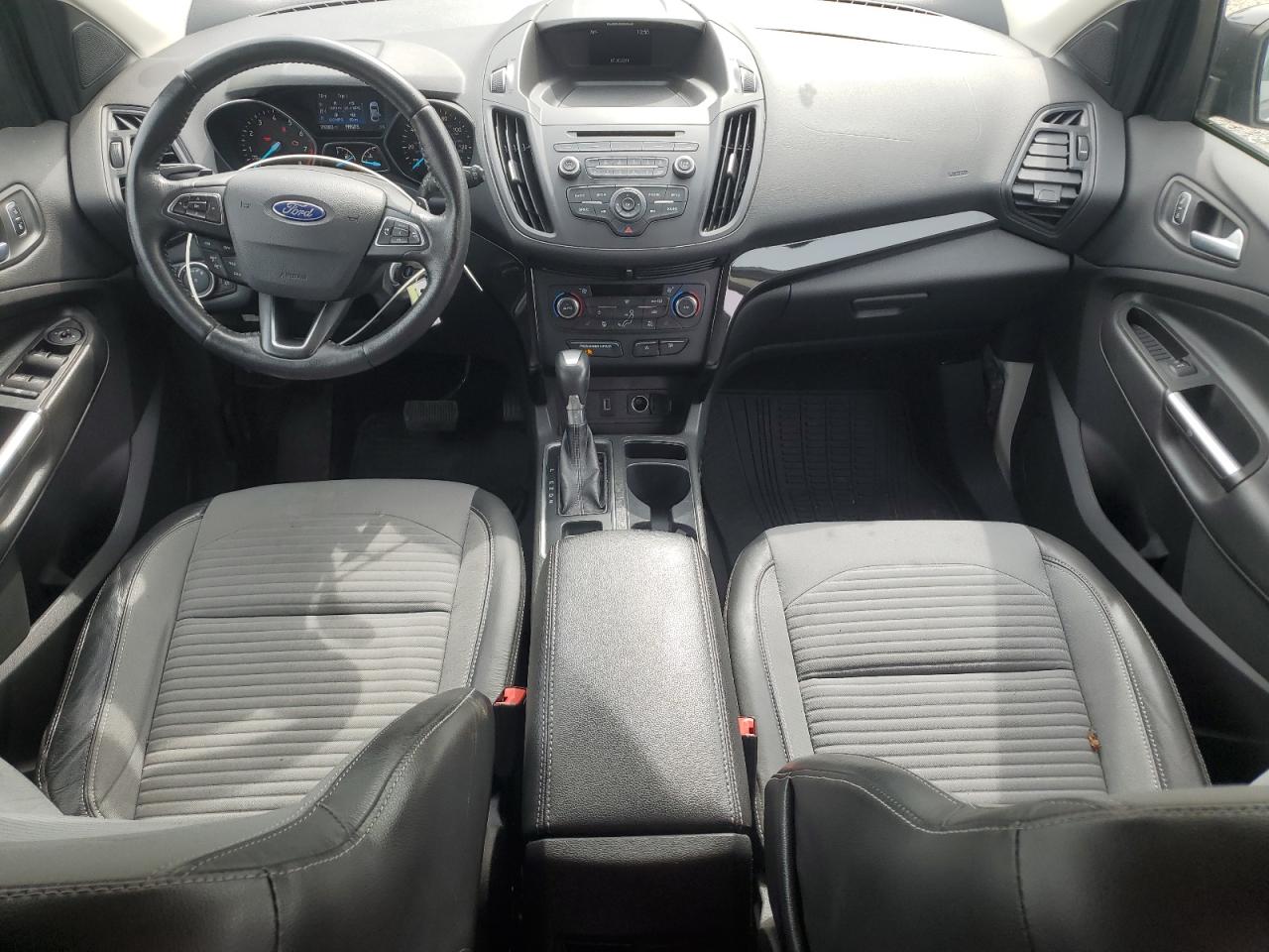 2017 FORD ESCAPE SE photo 15