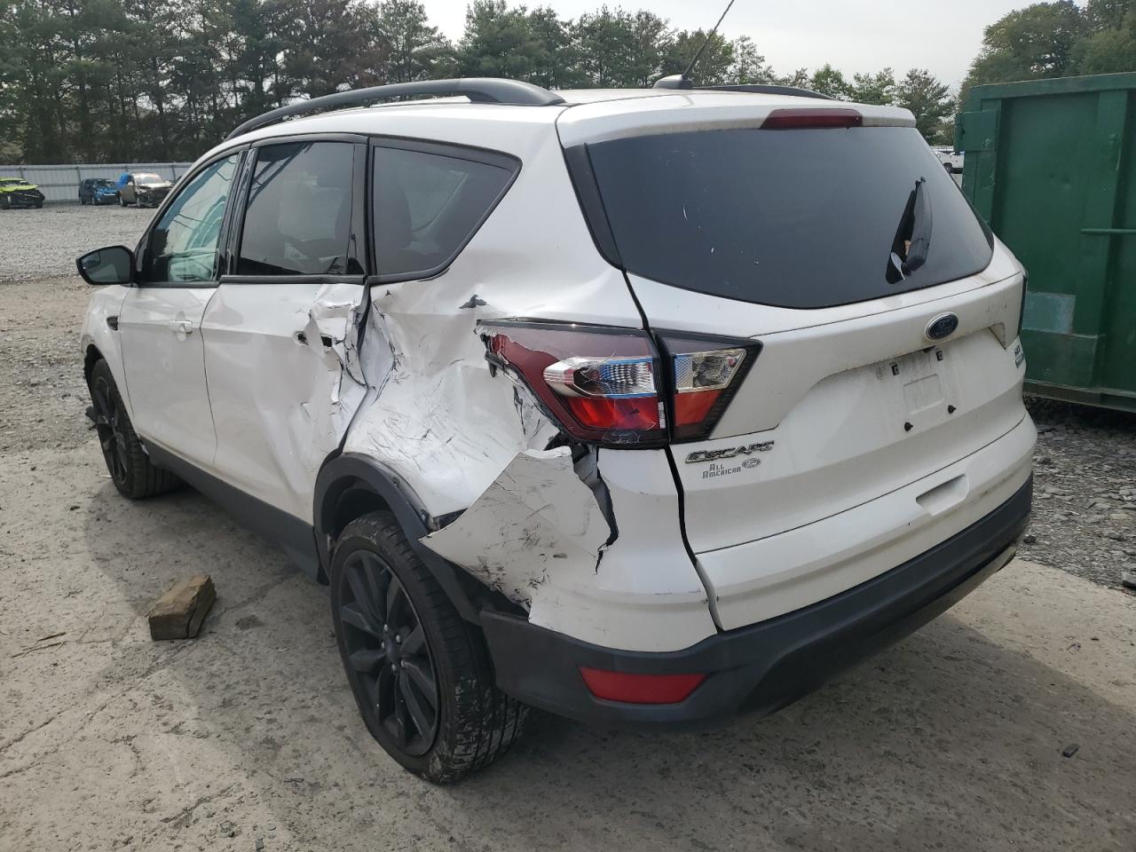 2017 FORD ESCAPE SE photo 3