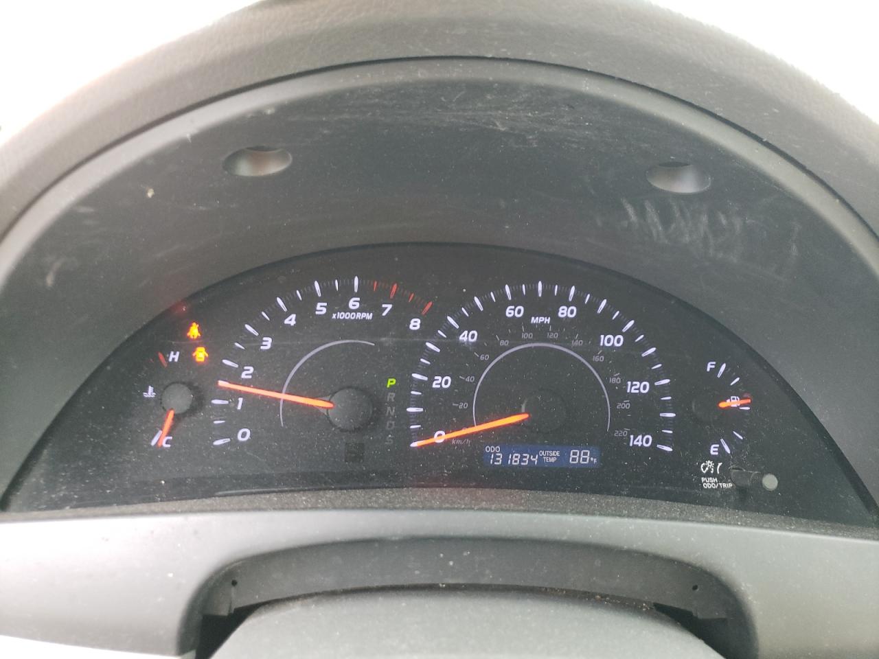 2010 TOYOTA CAMRY LE photo 17