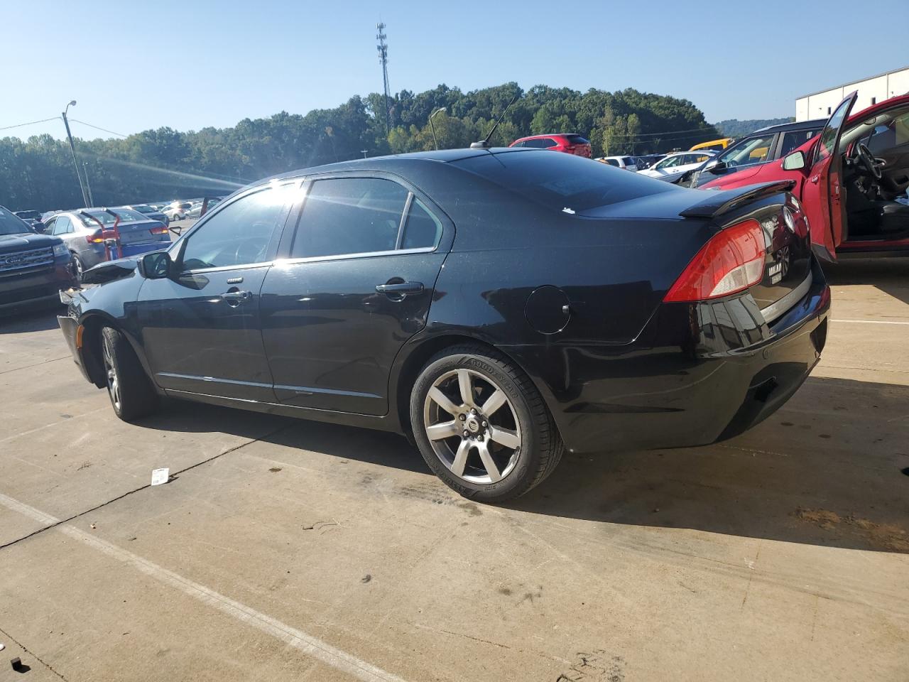2010 MERCURY MILAN PREMIER photo 4