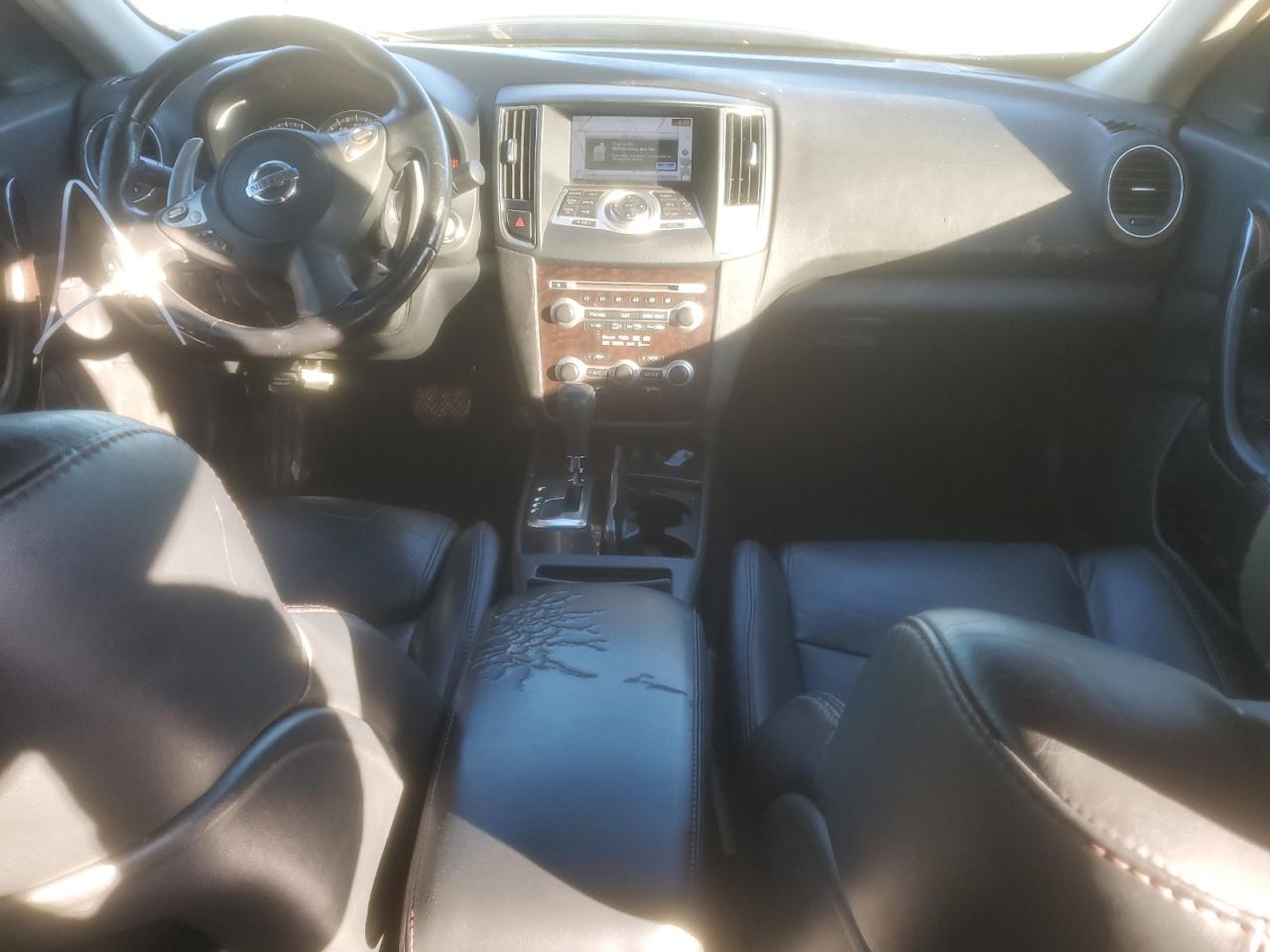 2010 NISSAN MAXIMA S photo 15