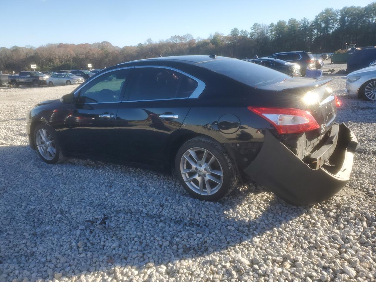 2010 NISSAN MAXIMA S photo 3