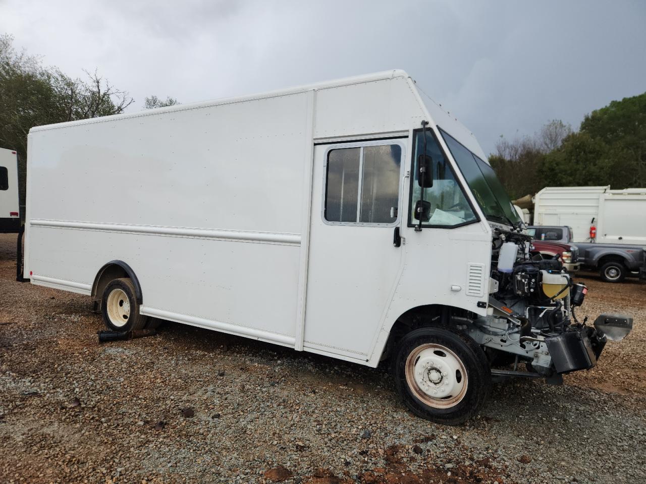 2023 FORD F59 photo 4