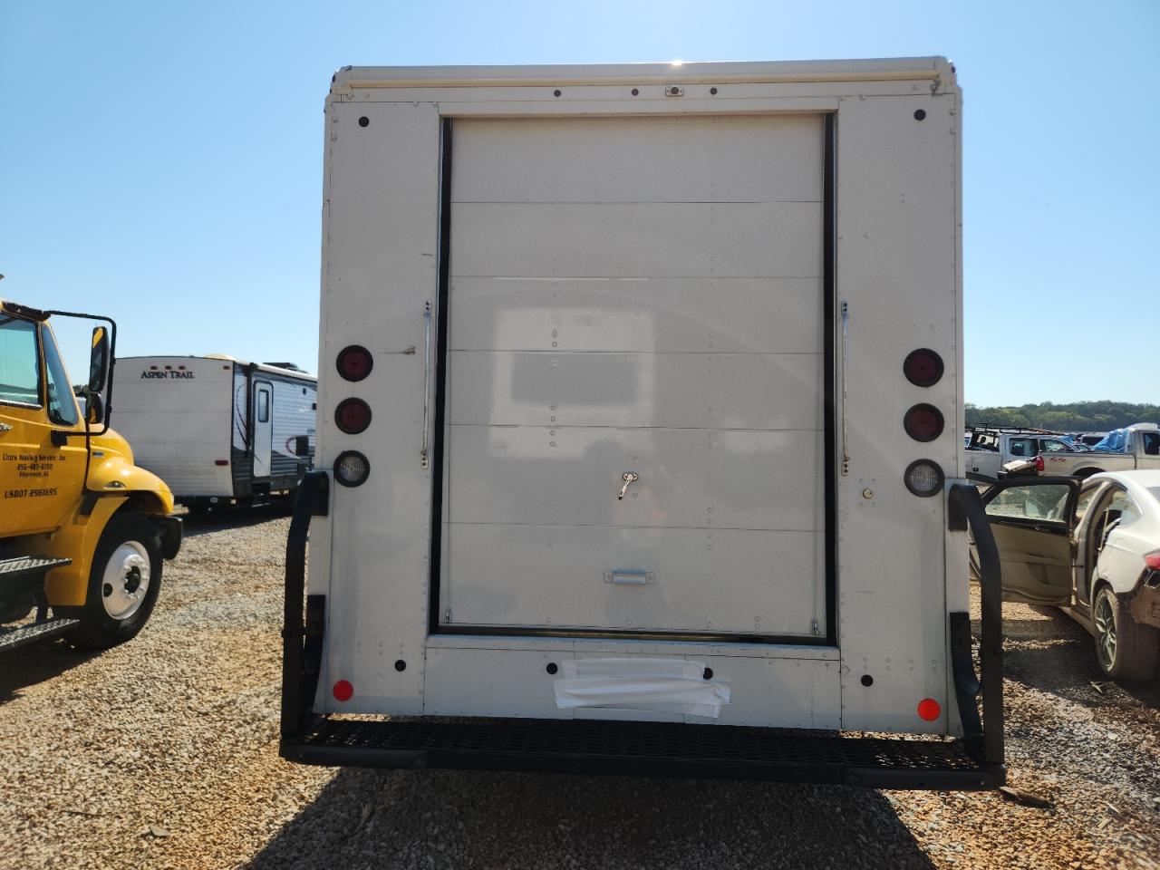 2023 FORD F59 photo 6