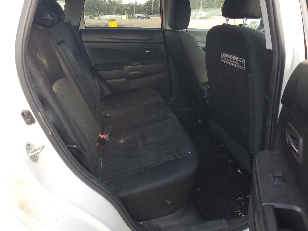 2015 MITSUBISHI OUTLANDER SPORT SE photo 31