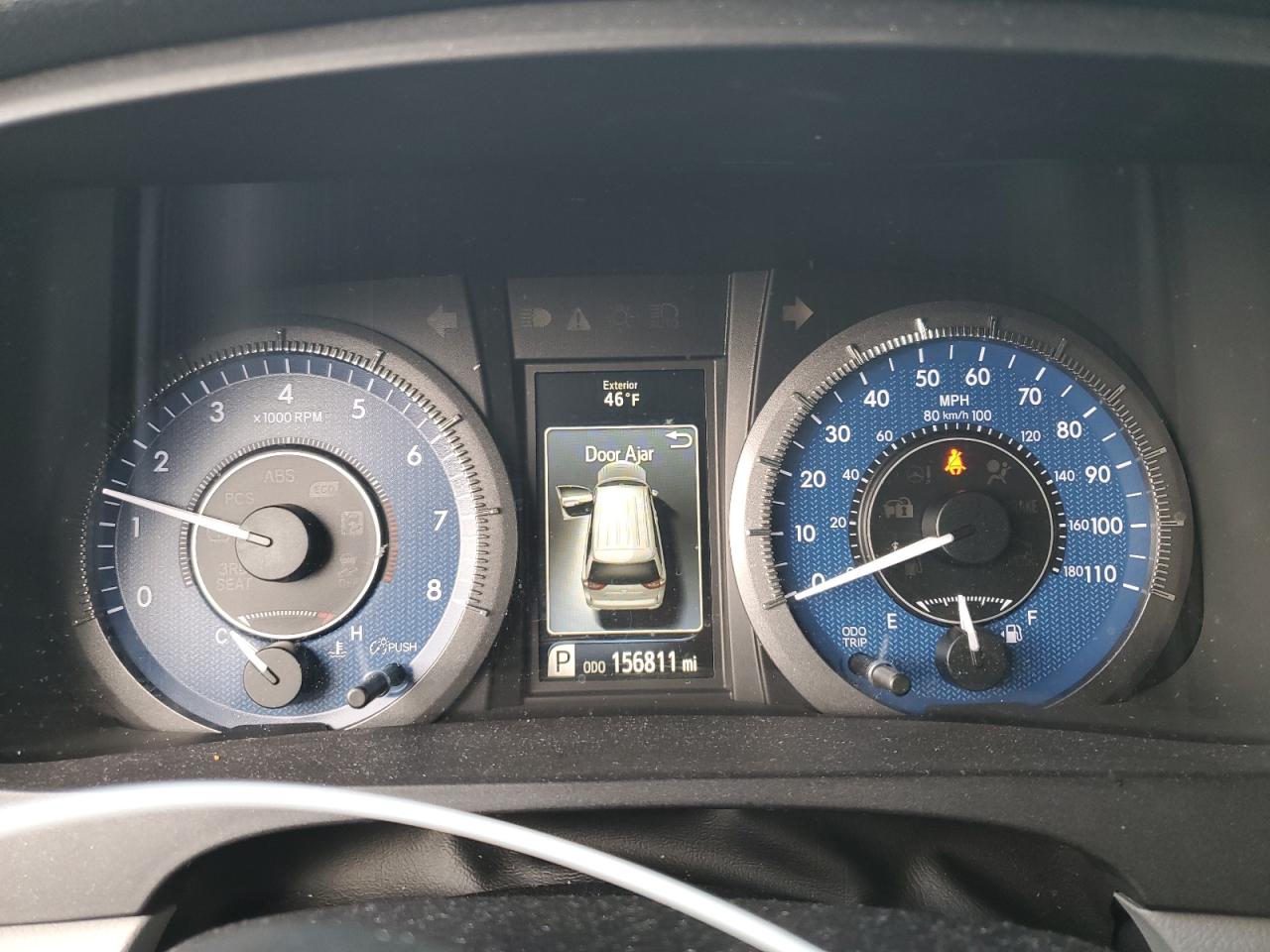 2016 TOYOTA SIENNA XLE photo 9