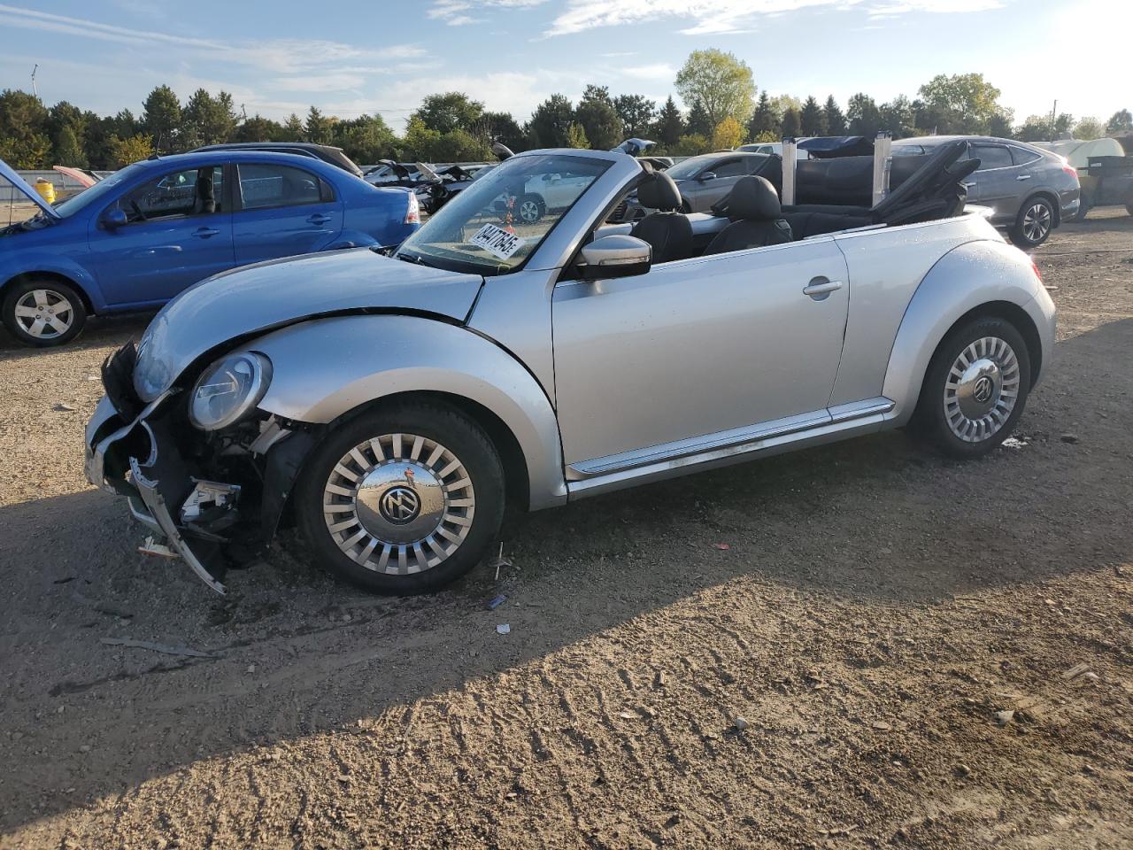 2013 VOLKSWAGEN BEETLE
