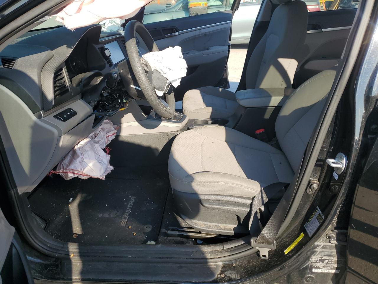 2019 HYUNDAI ELANTRA SEL photo 7