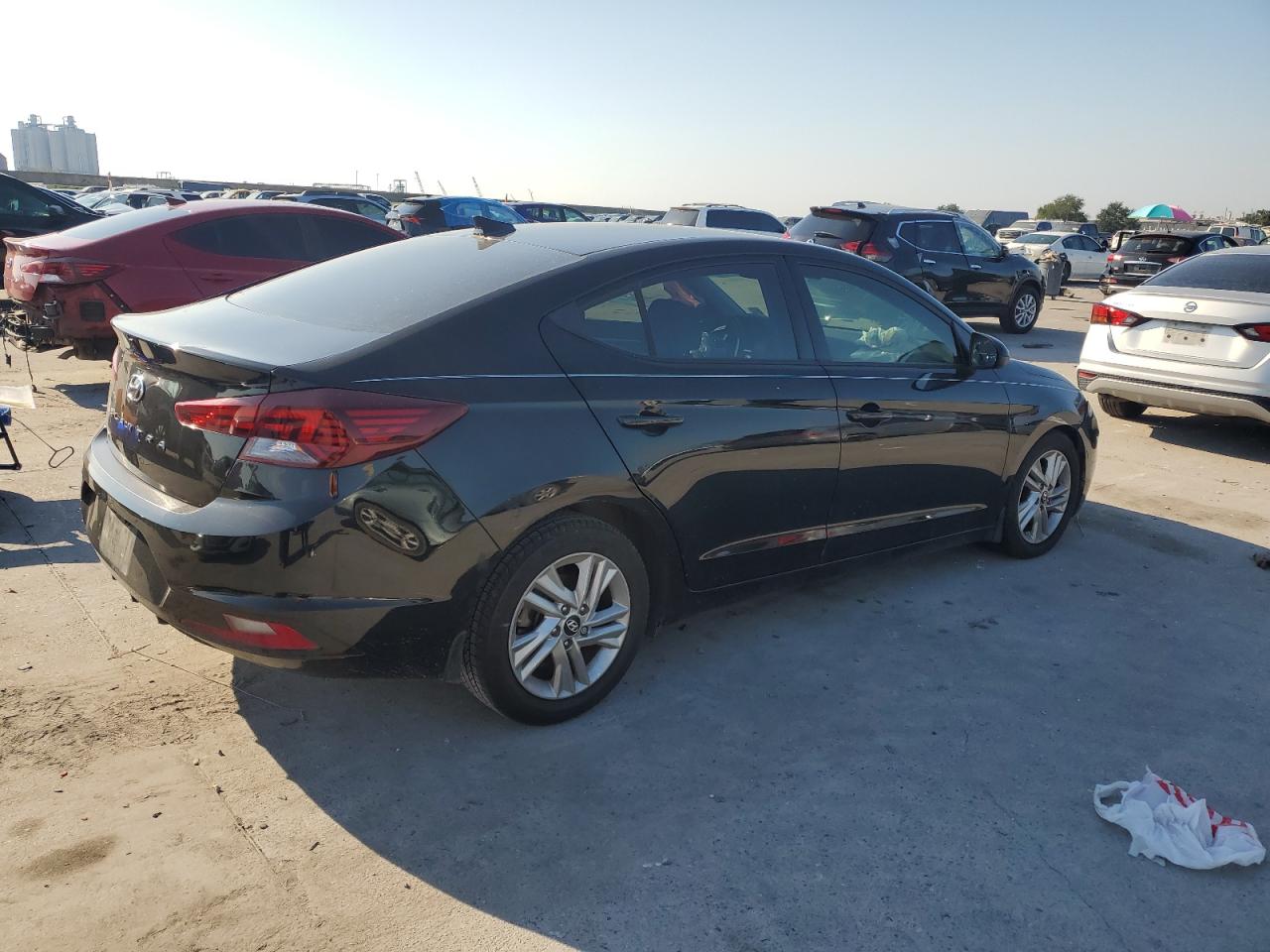 2019 HYUNDAI ELANTRA SEL photo 3