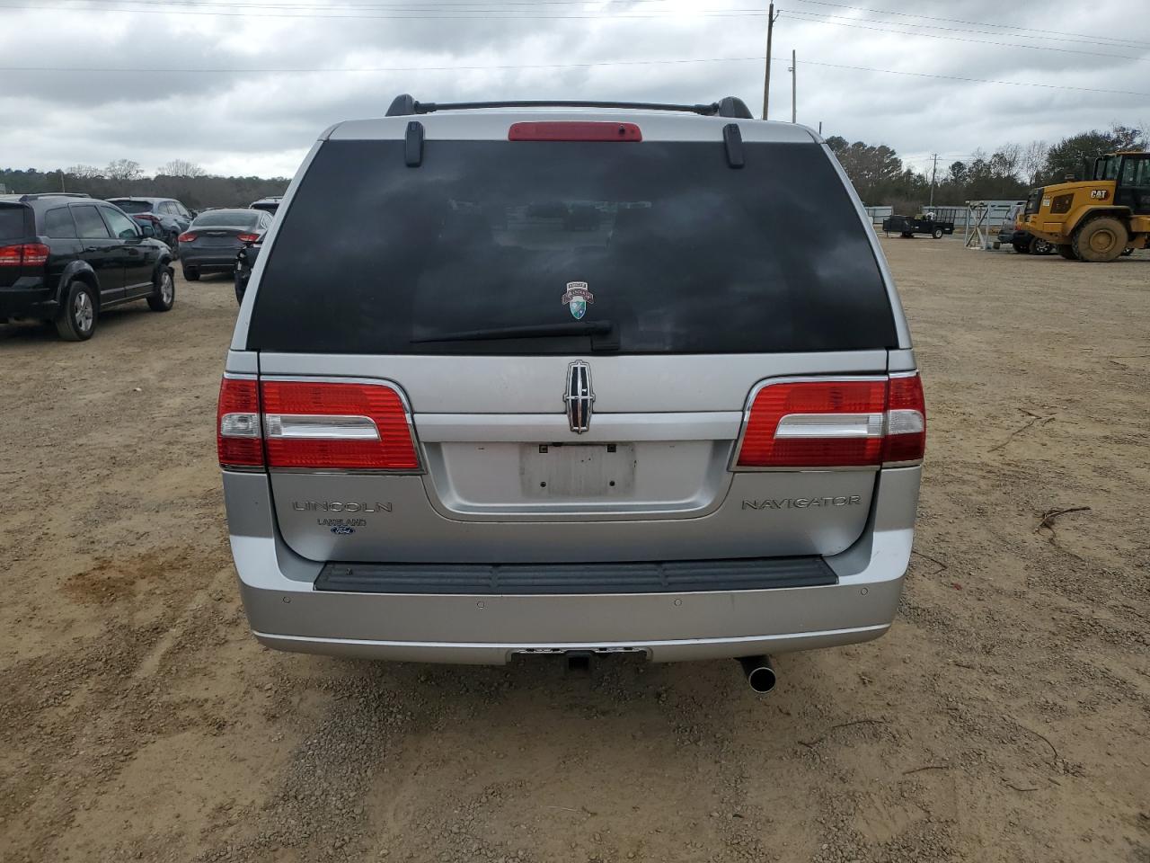 2012 LINCOLN NAVIGATOR L photo 6