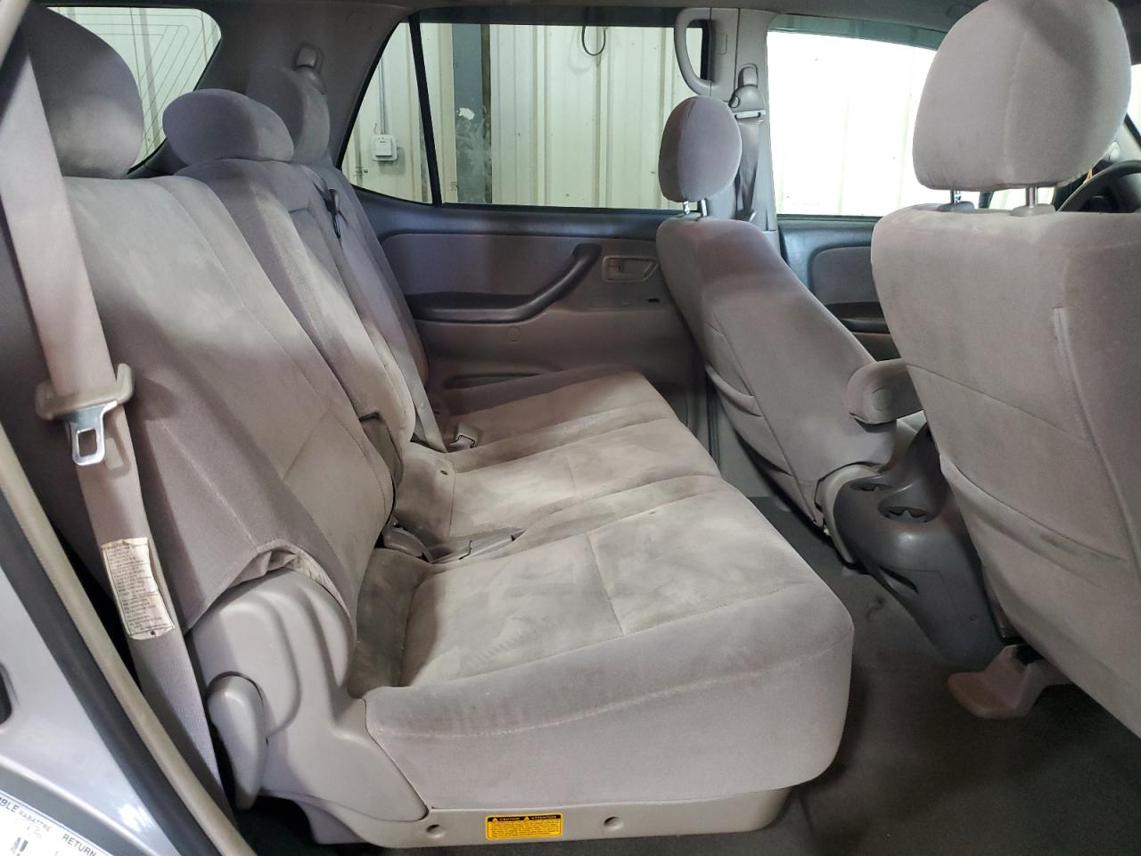 2007 TOYOTA SEQUOIA SR5 photo 11