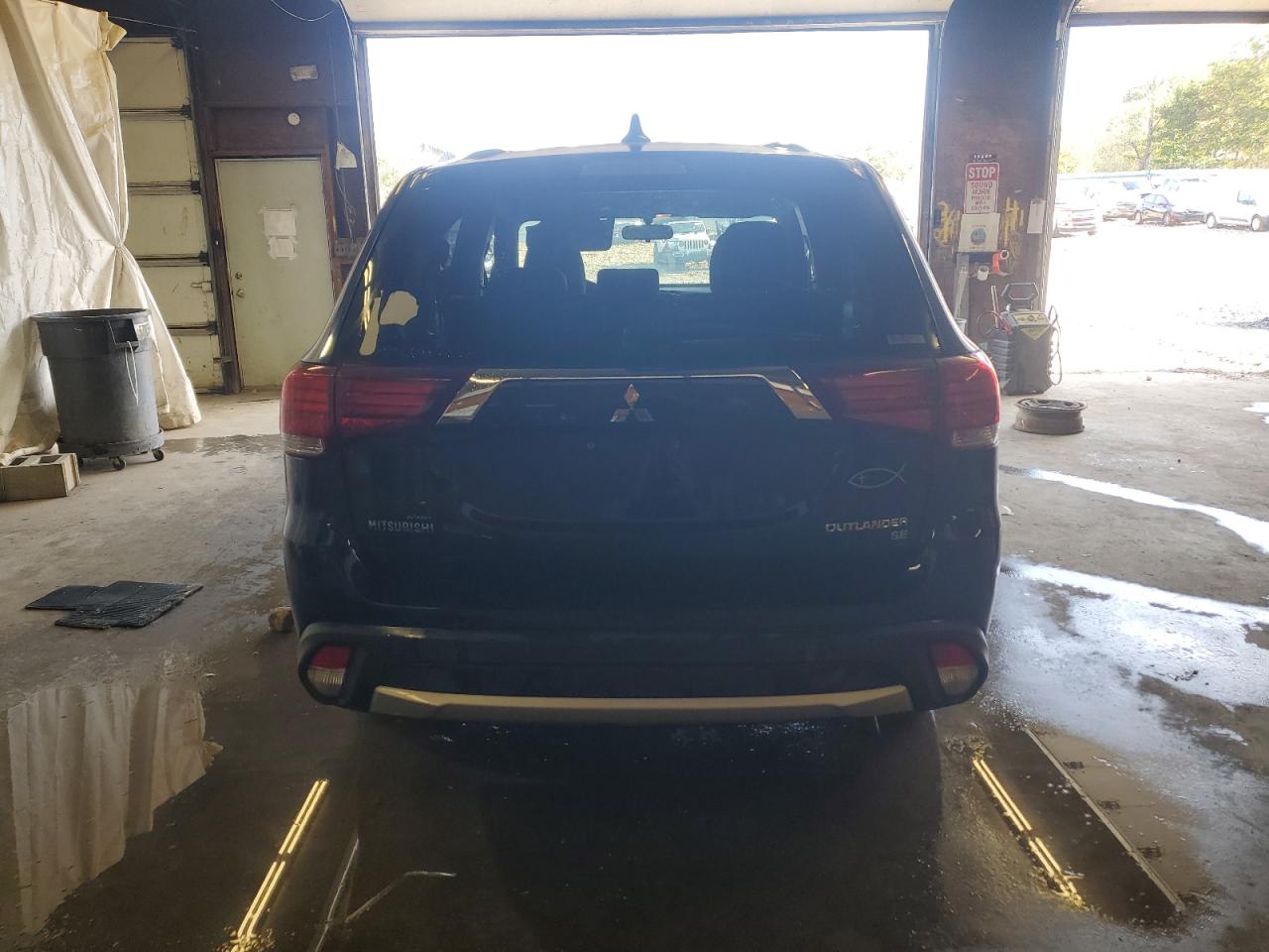 2018 MITSUBISHI OUTLANDER SE photo 11