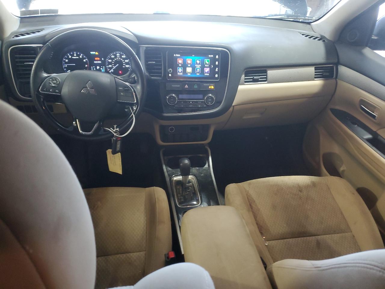 2018 MITSUBISHI OUTLANDER SE photo 15