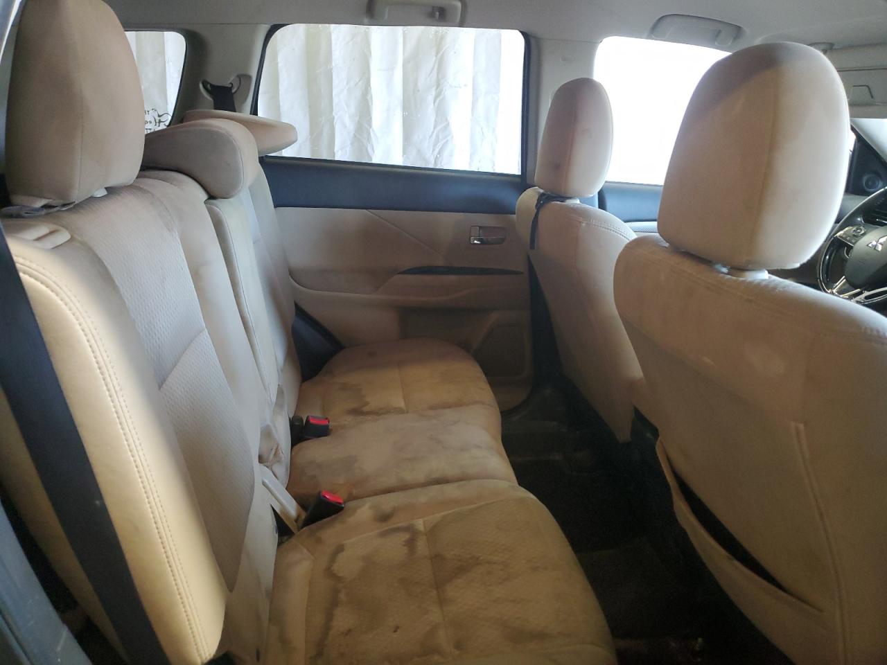 2018 MITSUBISHI OUTLANDER SE photo 21
