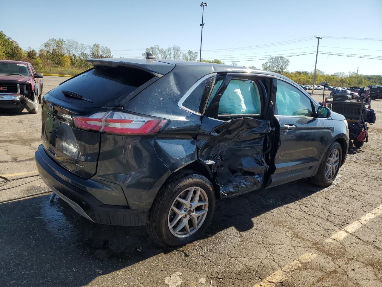 2024 FORD EDGE SEL photo 3