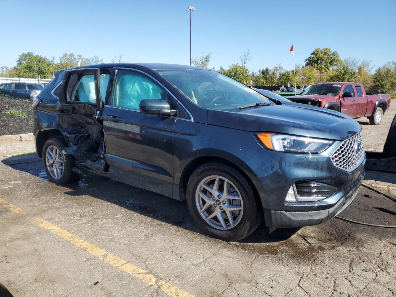 2024 FORD EDGE SEL photo 4