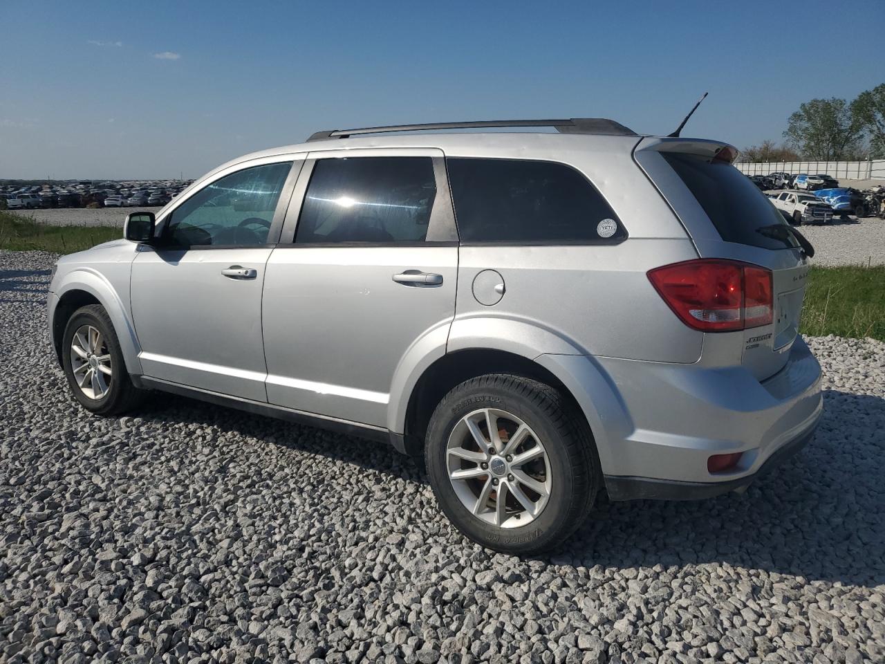 2013 DODGE JOURNEY SXT photo 3