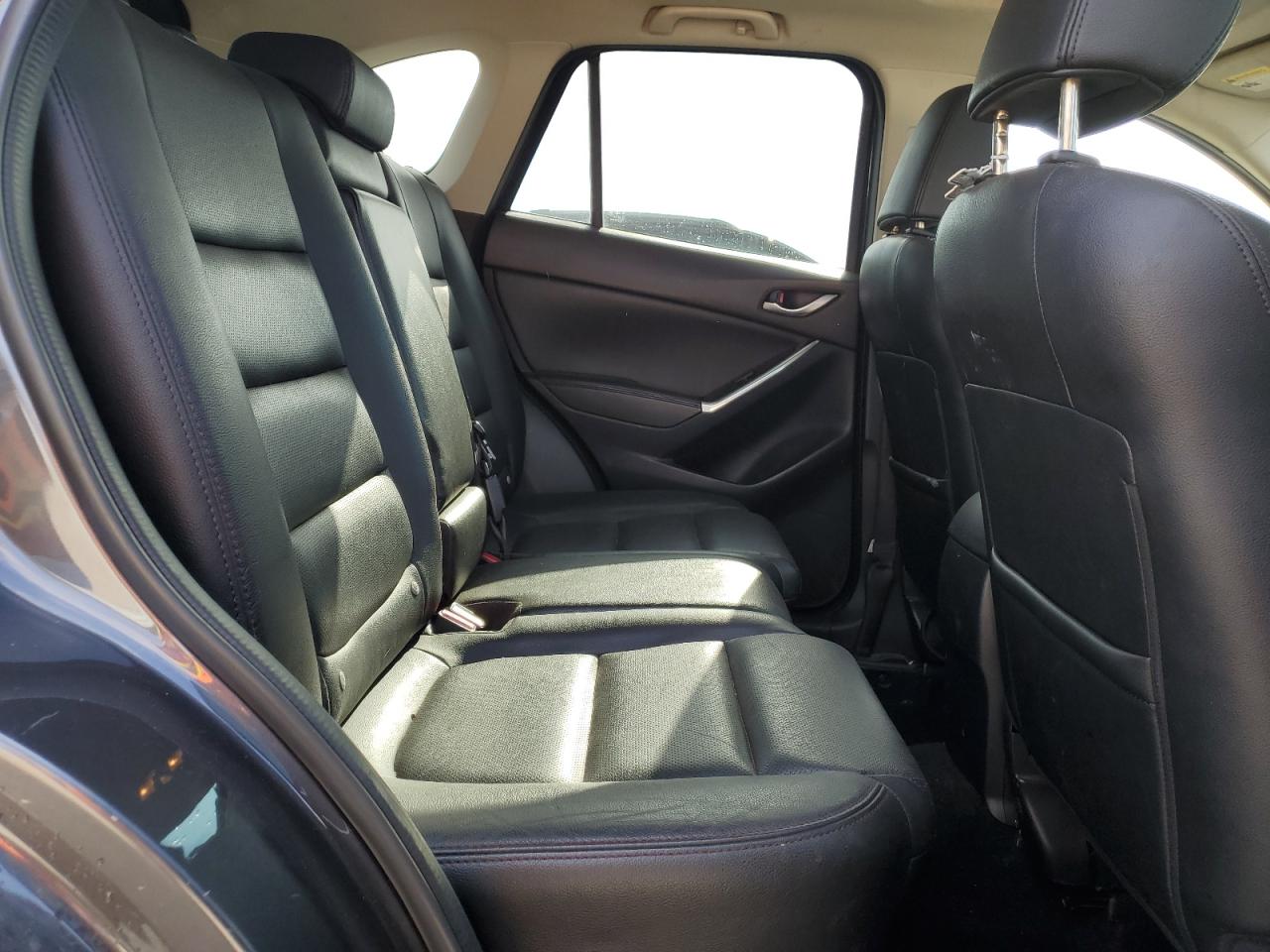 2016 MAZDA CX-5 GT photo 28