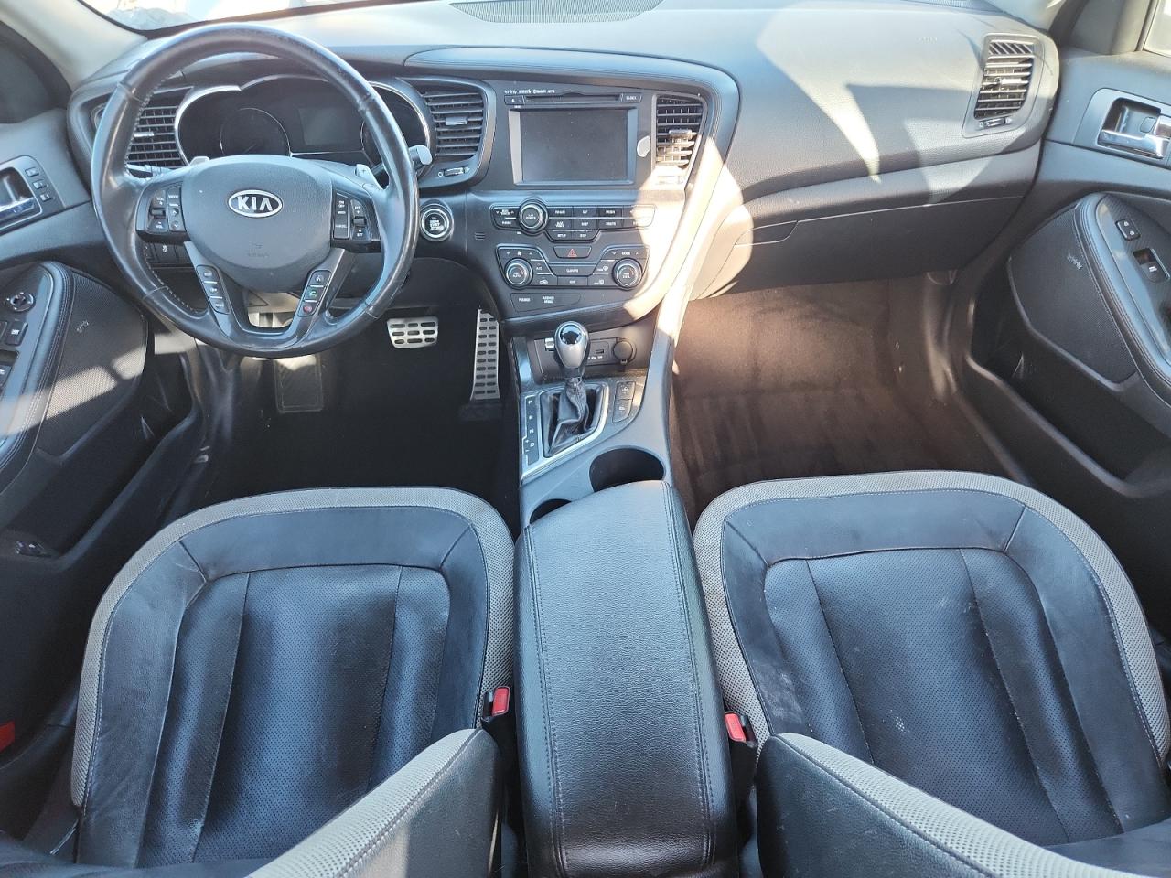 2011 KIA OPTIMA photo 22