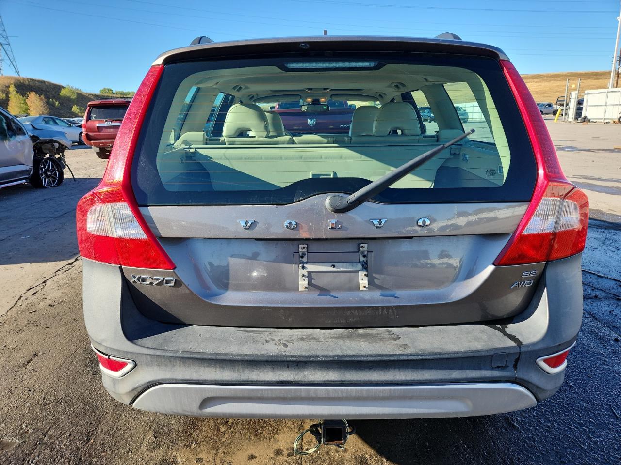 2008 VOLVO XC70 photo 16