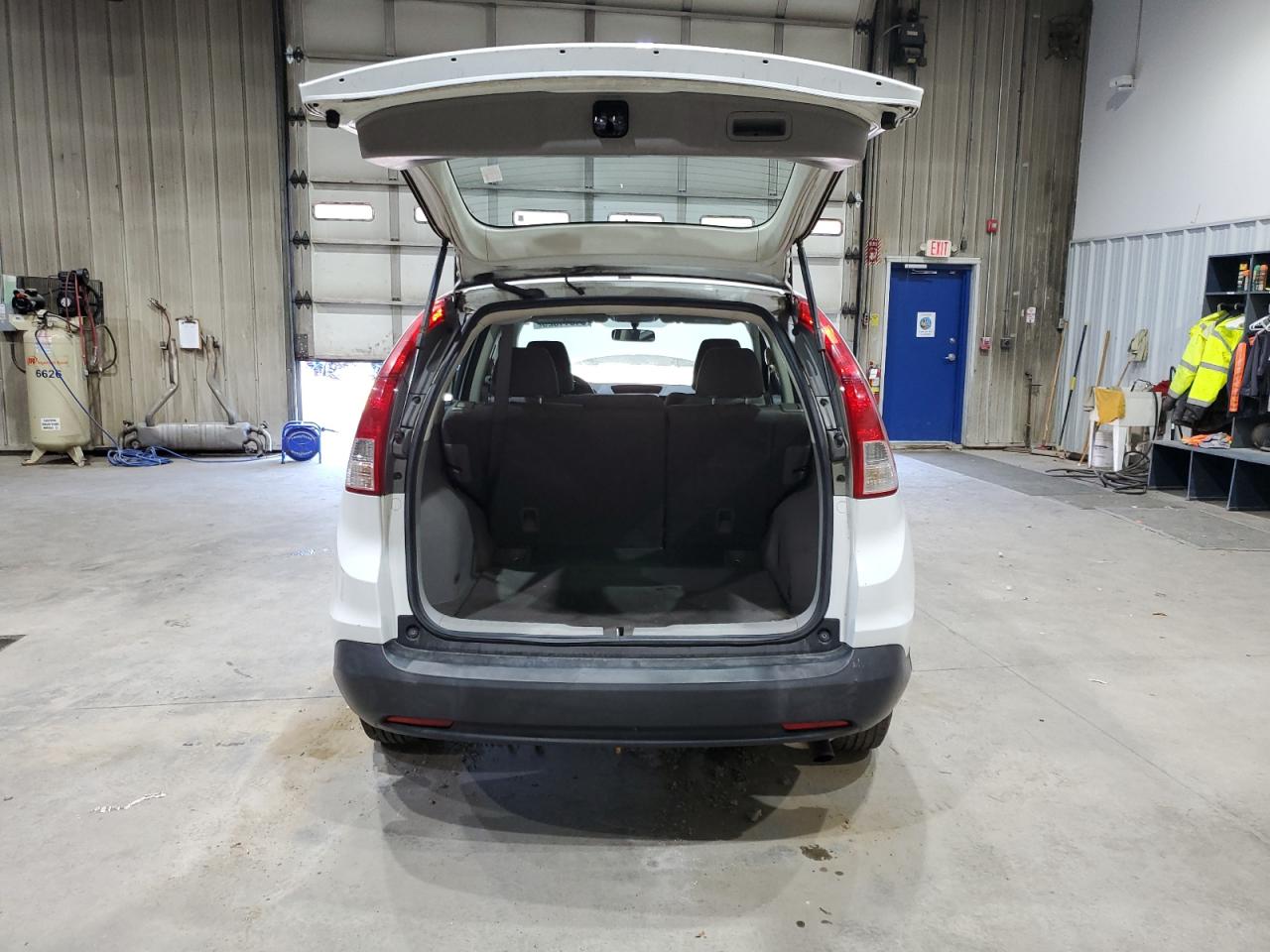 2012 HONDA CR-V LX photo 11