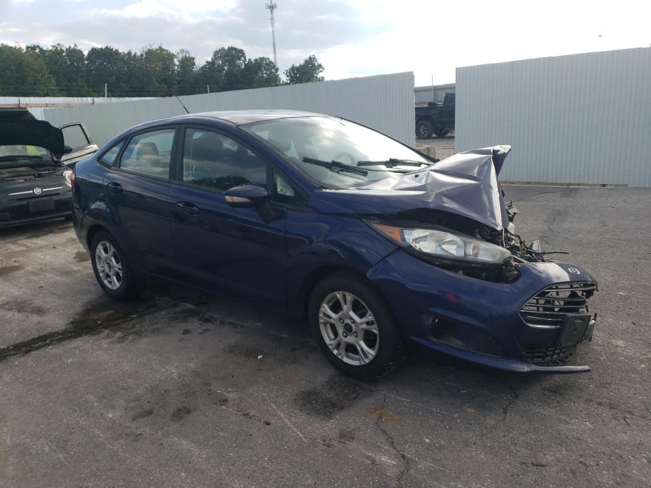 2016 FORD FIESTA SE photo 10