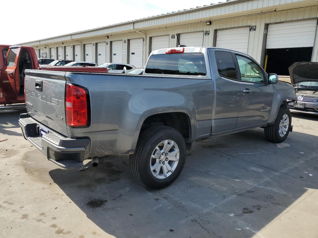 2022 CHEVROLET COLORADO LT photo 3