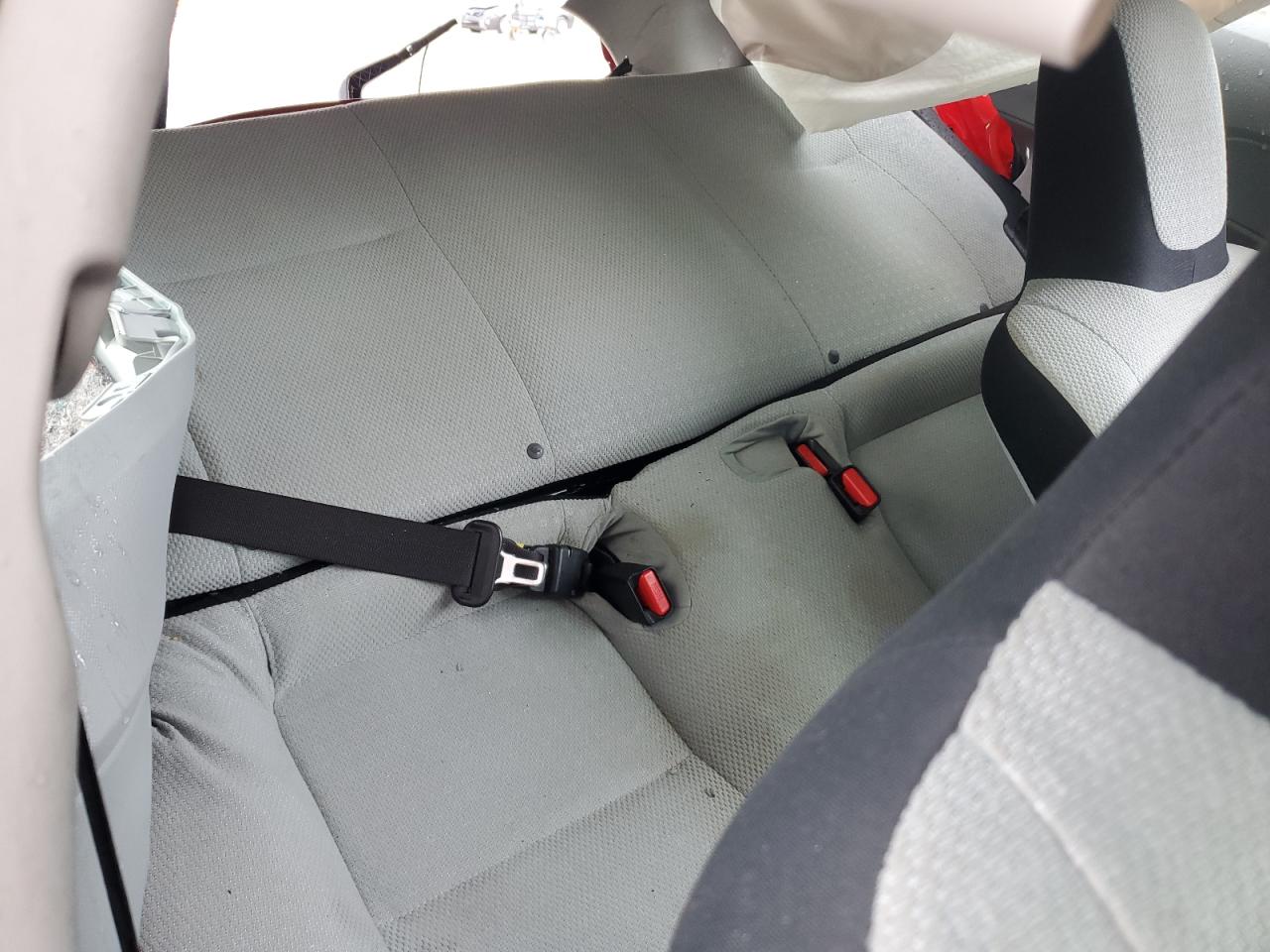 2013 TOYOTA PRIUS C ONE photo 19