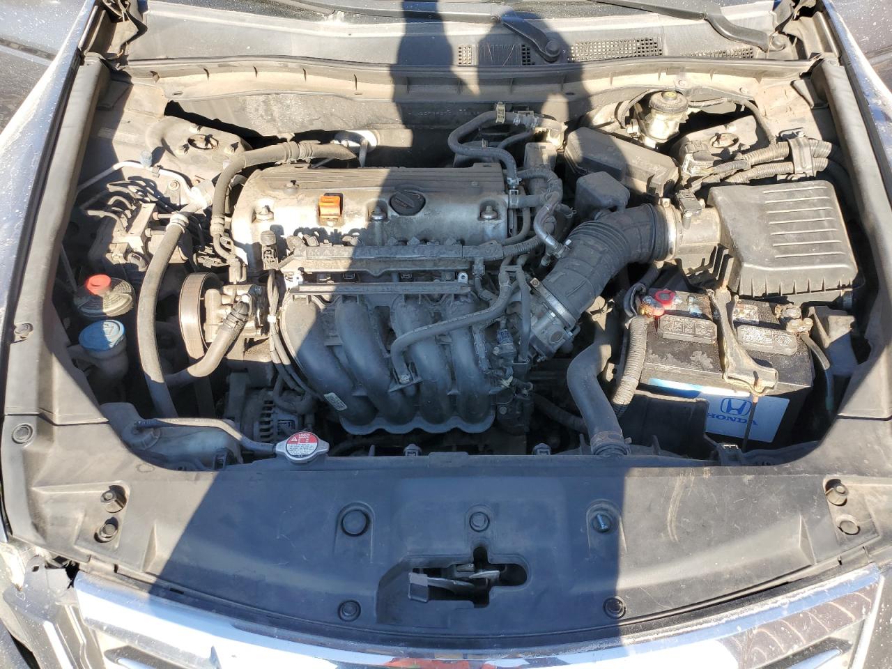 2012 HONDA ACCORD LX photo 11