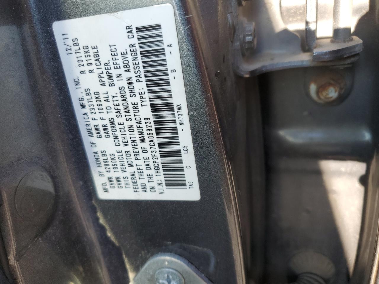 2012 HONDA ACCORD LX photo 12