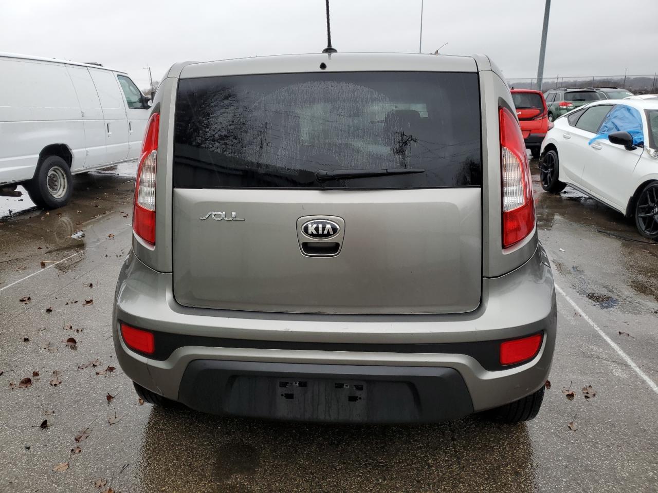 2013 KIA SOUL BASE photo 16