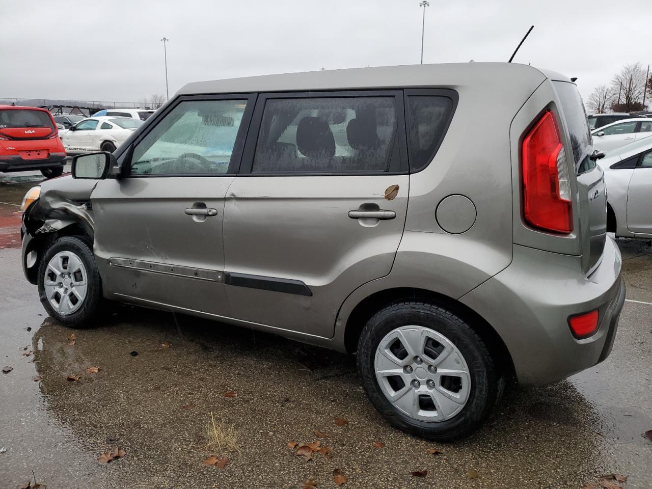2013 KIA SOUL BASE photo 4