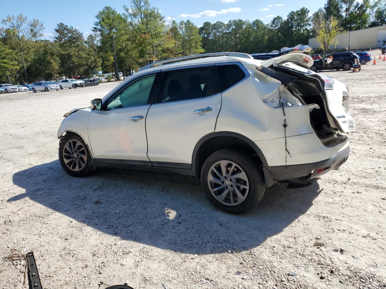 2016 NISSAN ROGUE S photo 2
