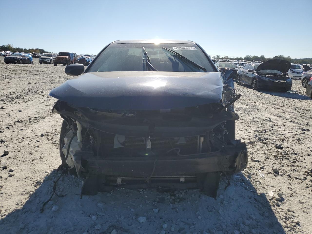 2016 TOYOTA CAMRY LE photo 9