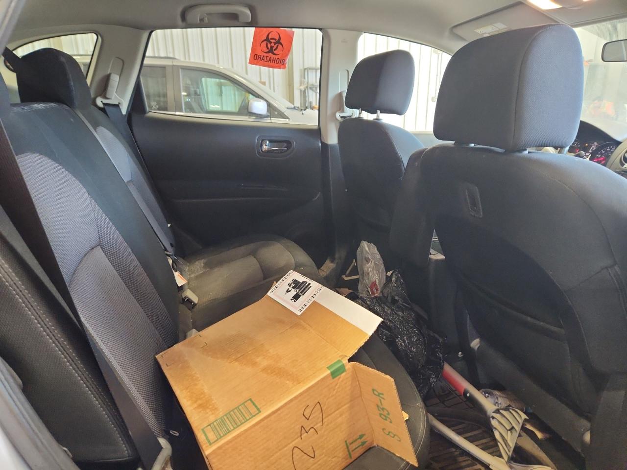 2011 NISSAN ROGUE S photo 21
