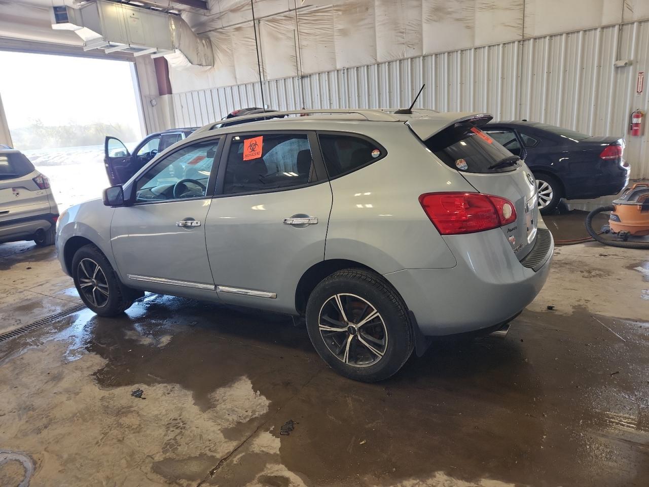 2011 NISSAN ROGUE S photo 3