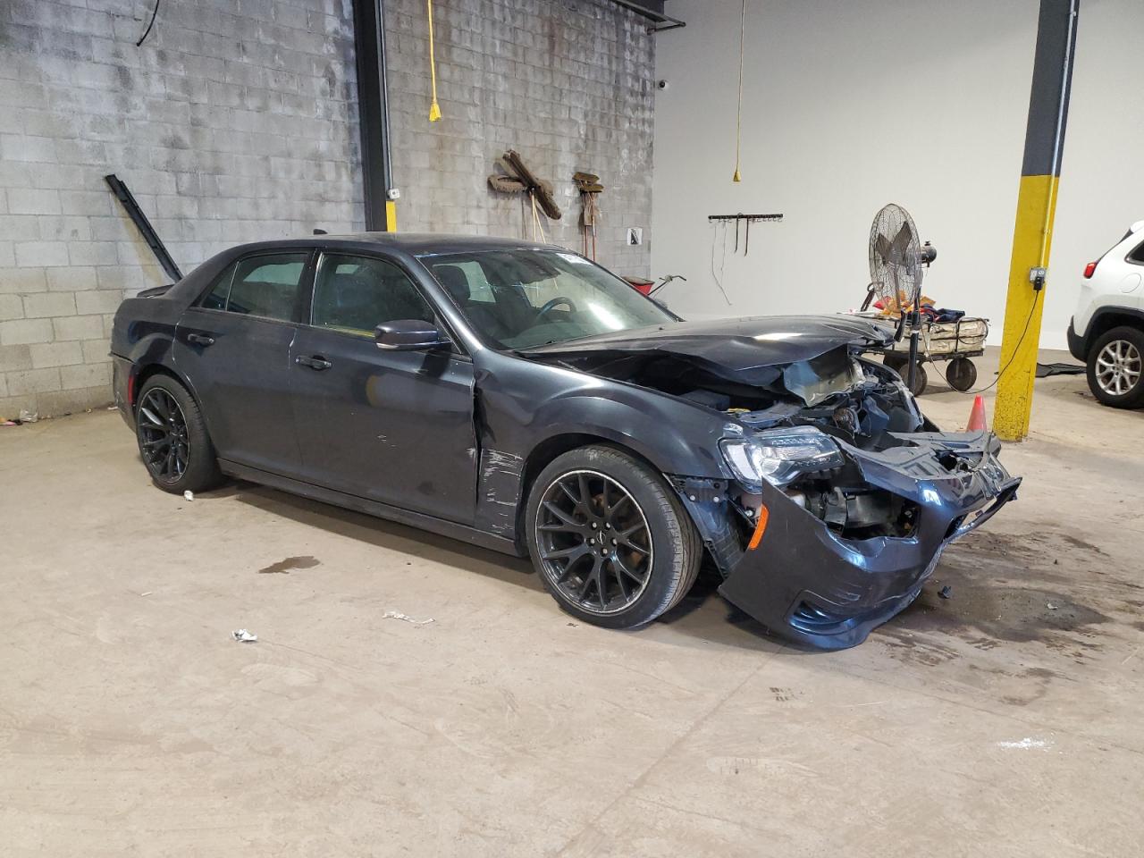 2018 CHRYSLER 300 S photo 7