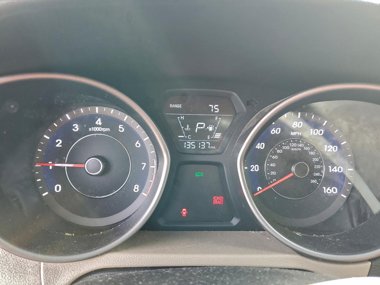 2014 HYUNDAI ELANTRA SE photo 25