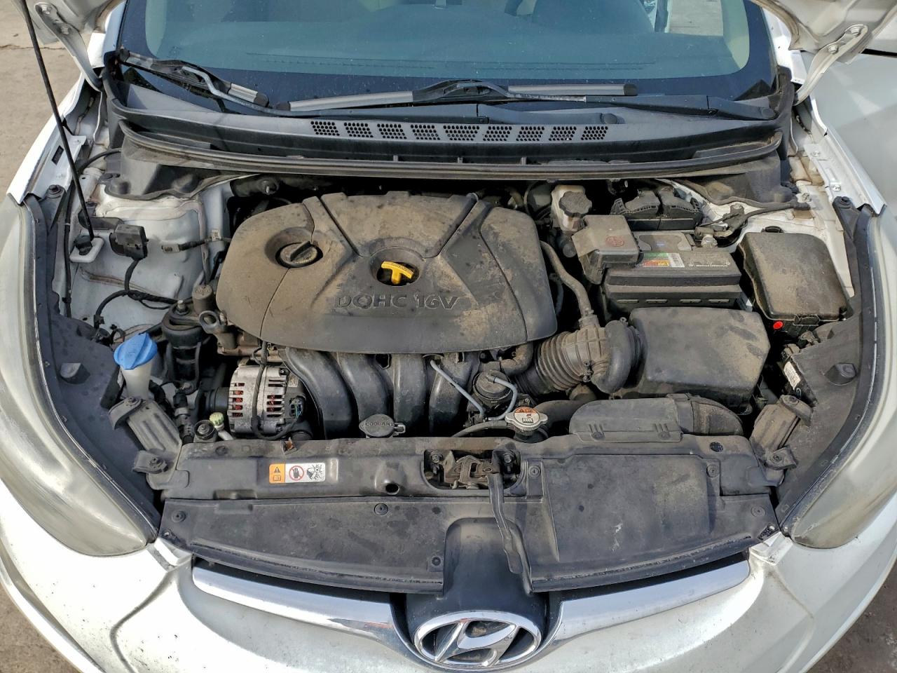 2014 HYUNDAI ELANTRA SE photo 31
