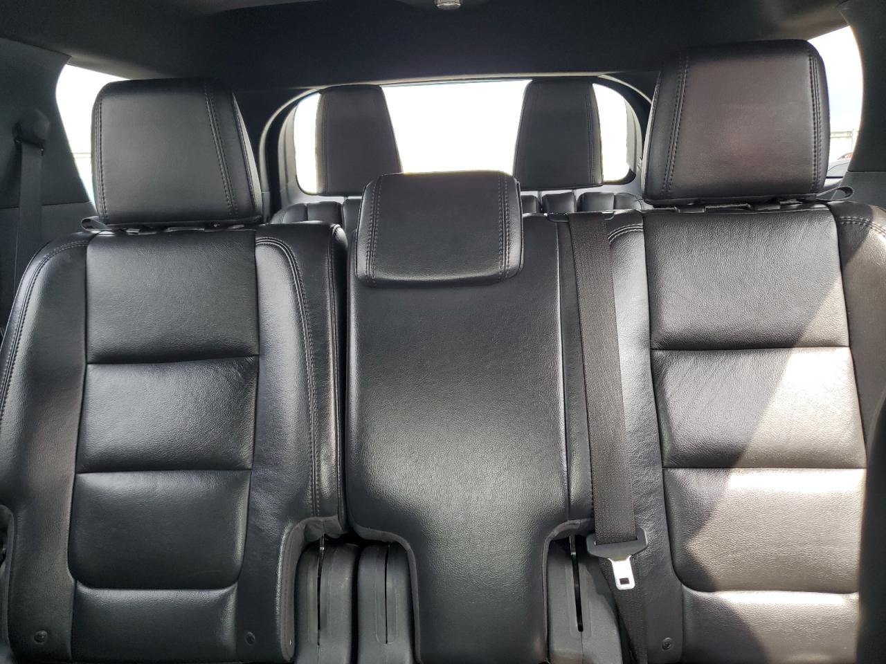2011 FORD EXPLORER XLT photo 28