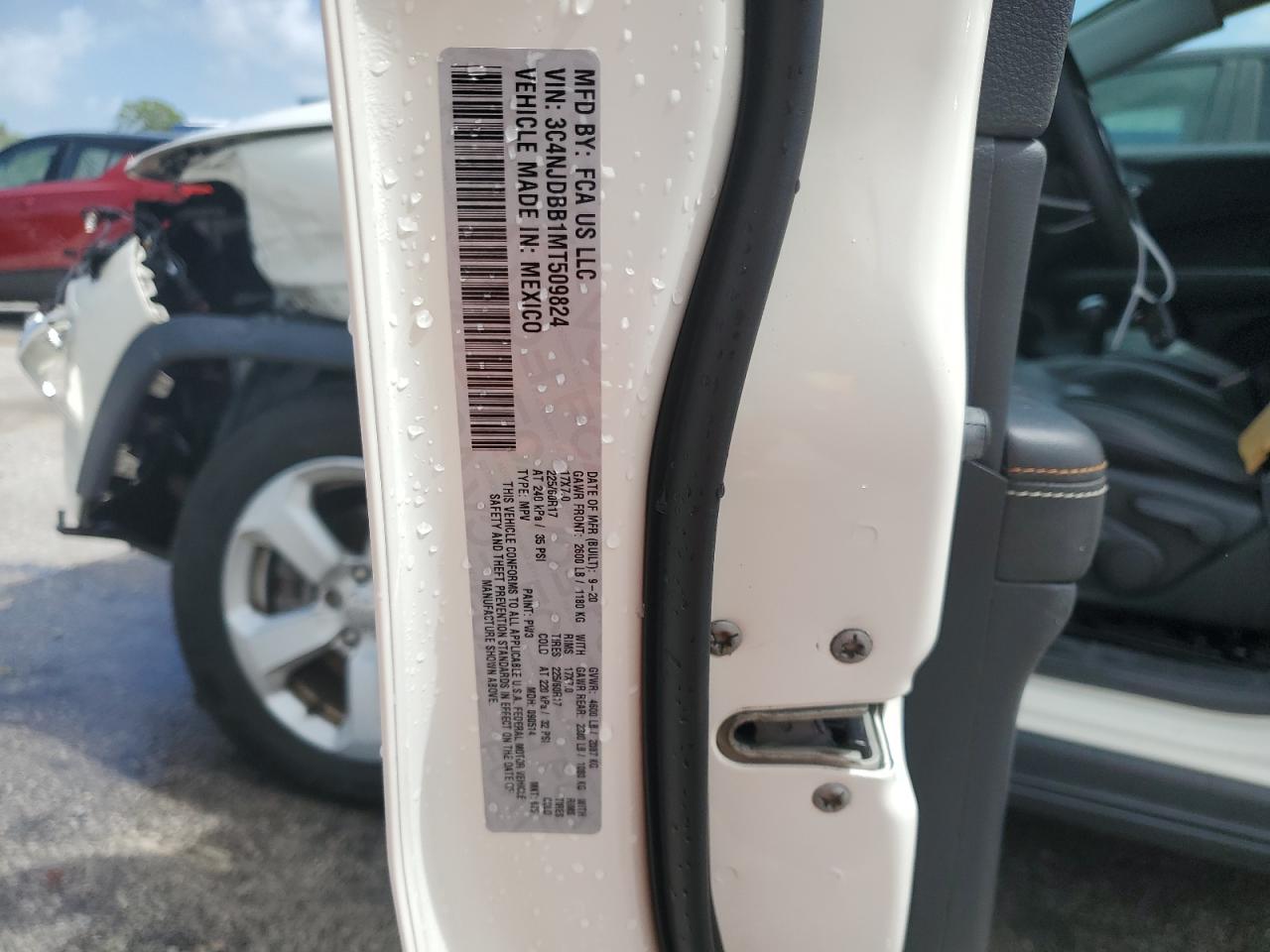 2021 JEEP COMPASS LATITUDE photo 25